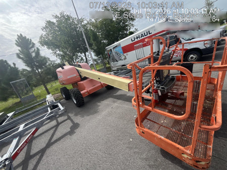 2021 JLG 400S