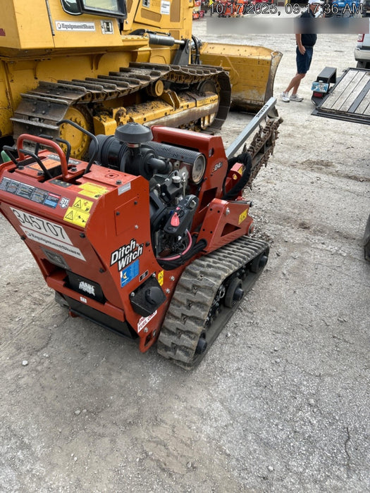 2023 DITCH WITCH C24XA
