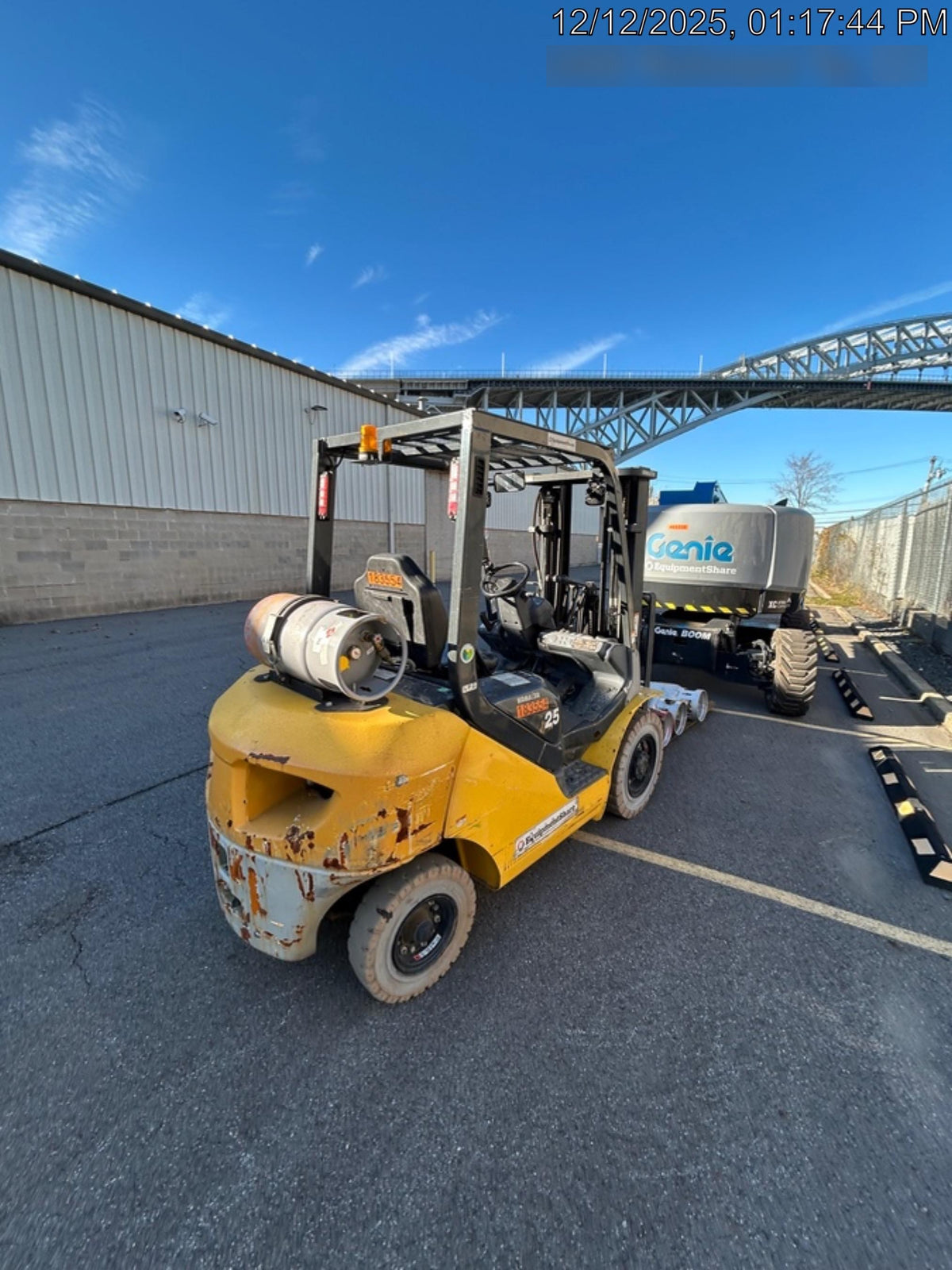 2021 KOMATSU FG25T-16