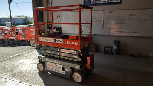 2018 Skyjack SJIII-3219 Skyjack SJIII3219 Scissor Lift w/Trojan Batteries