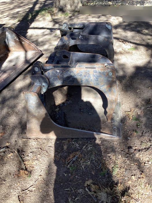 2018 PALADIN 76" Scrap Grapple Bucket - Paladin