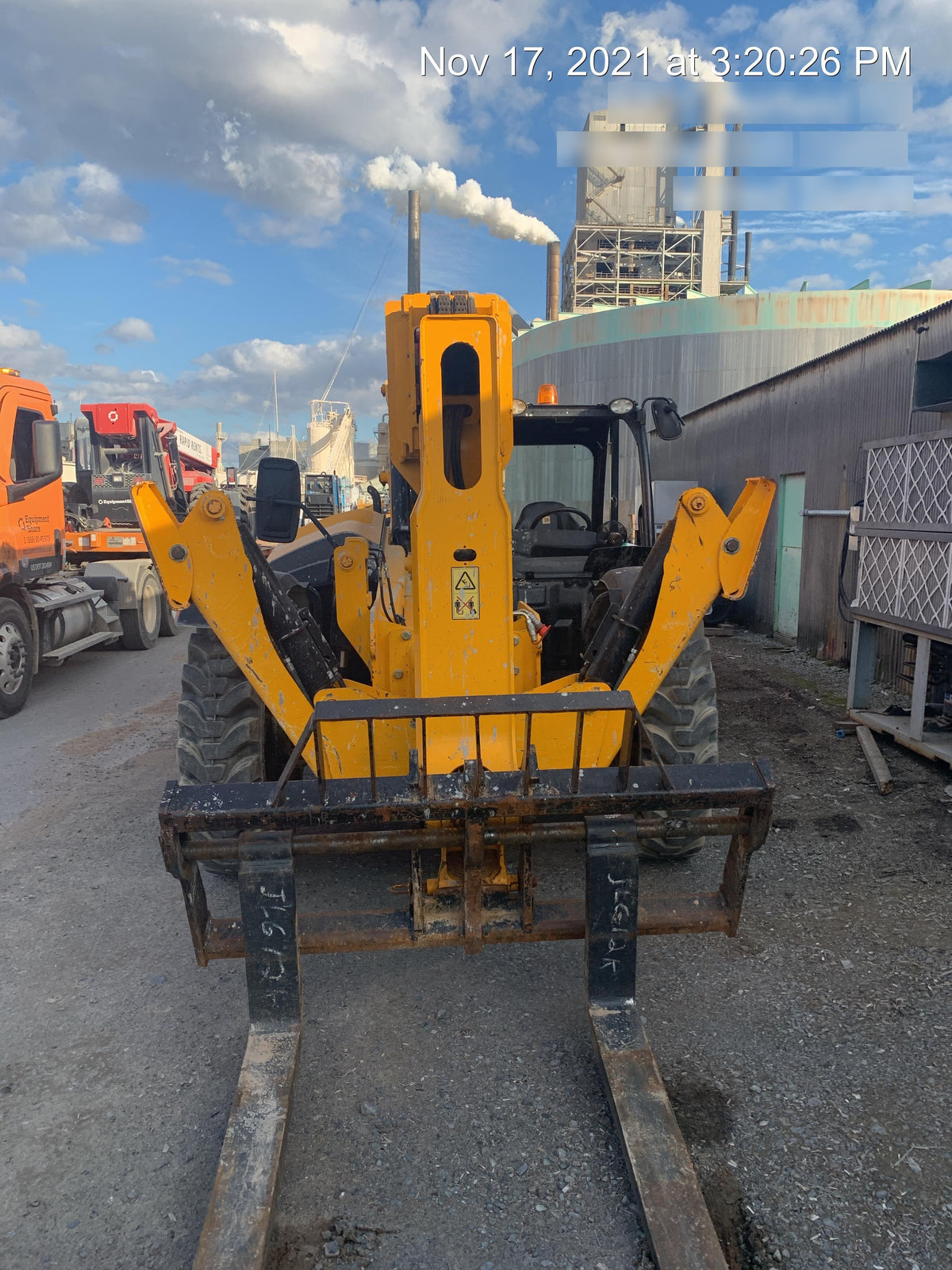 2019 JCB 510-56 74 HP w/Open ROPS, Beacon, Aux Hydraulics, Worklights, Solid Tires 60" Carriage/Forks