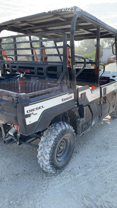 2022 Kawasaki Mule PRO-DXT Standard Options, Backup Alarm, Beacon, Plastic Hard Top, Poly Windshield, Horn Kit