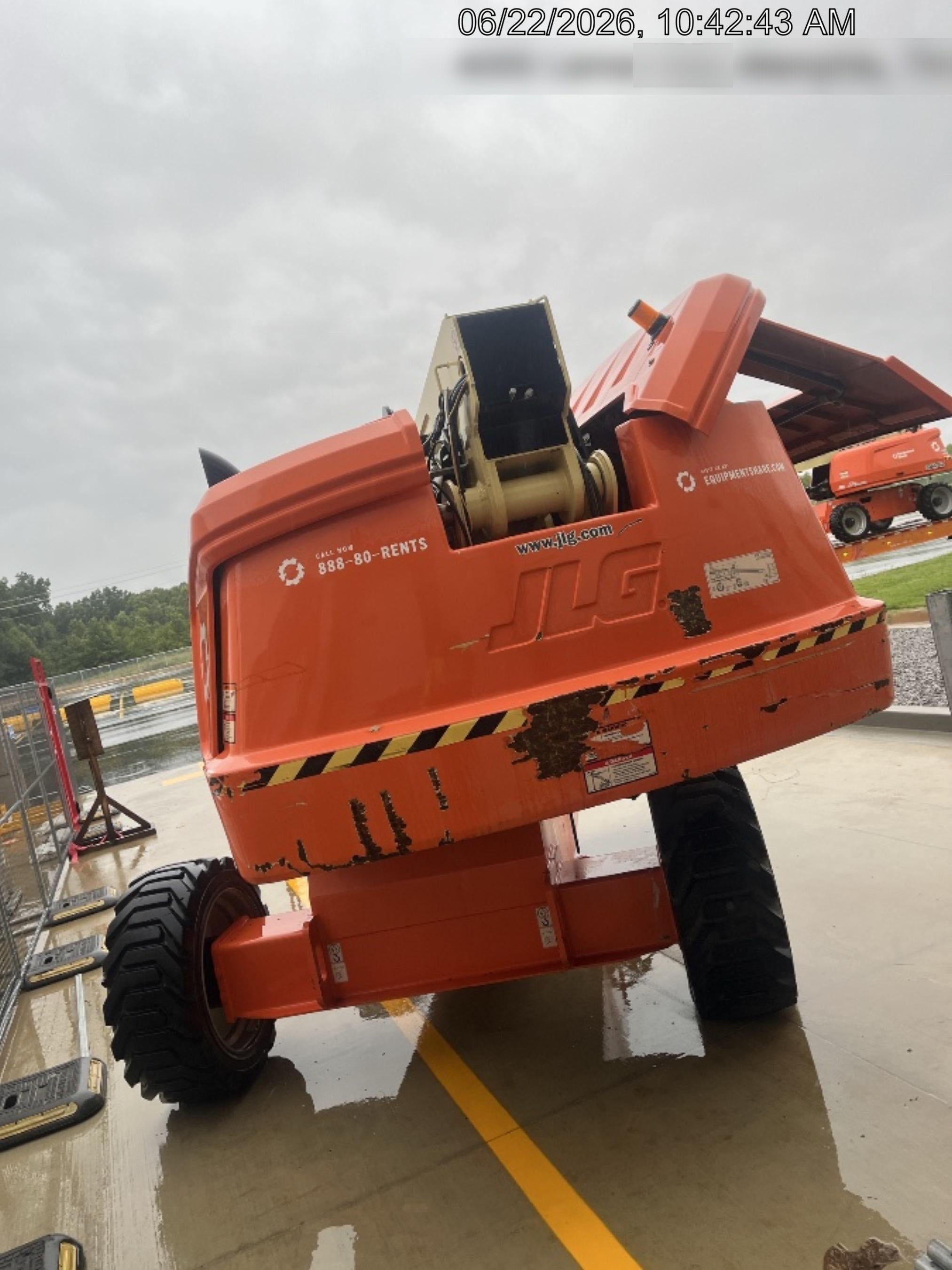 2022 JLG 600S