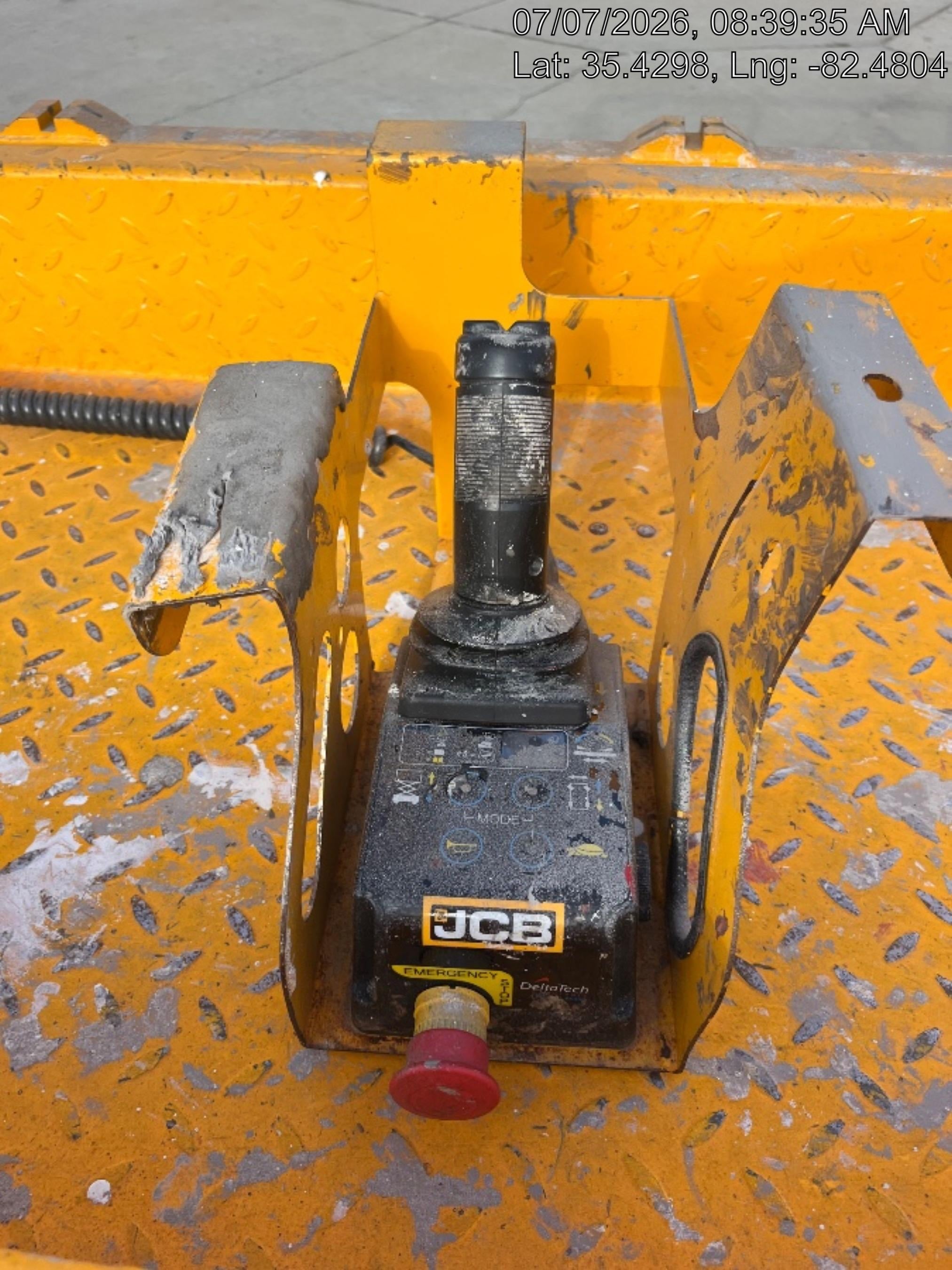2023 JCB S2632E
