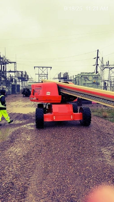 2019 JLG 660SJ