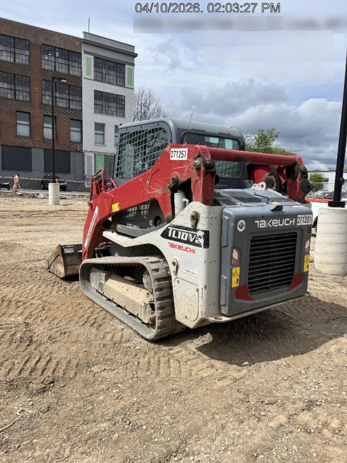2022 TAKEUCHI TL10V2-CR