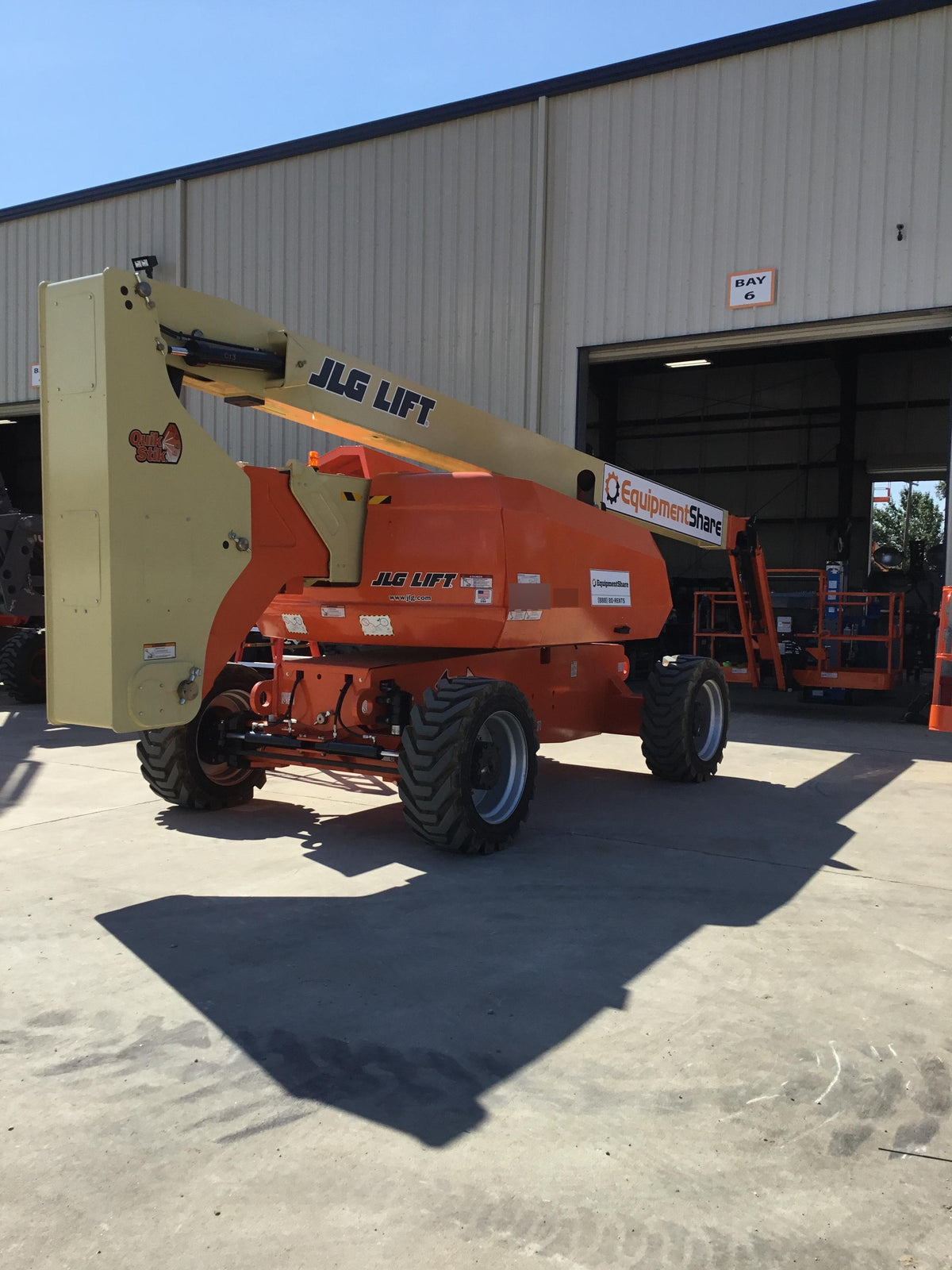 2019 JLG 800AJ