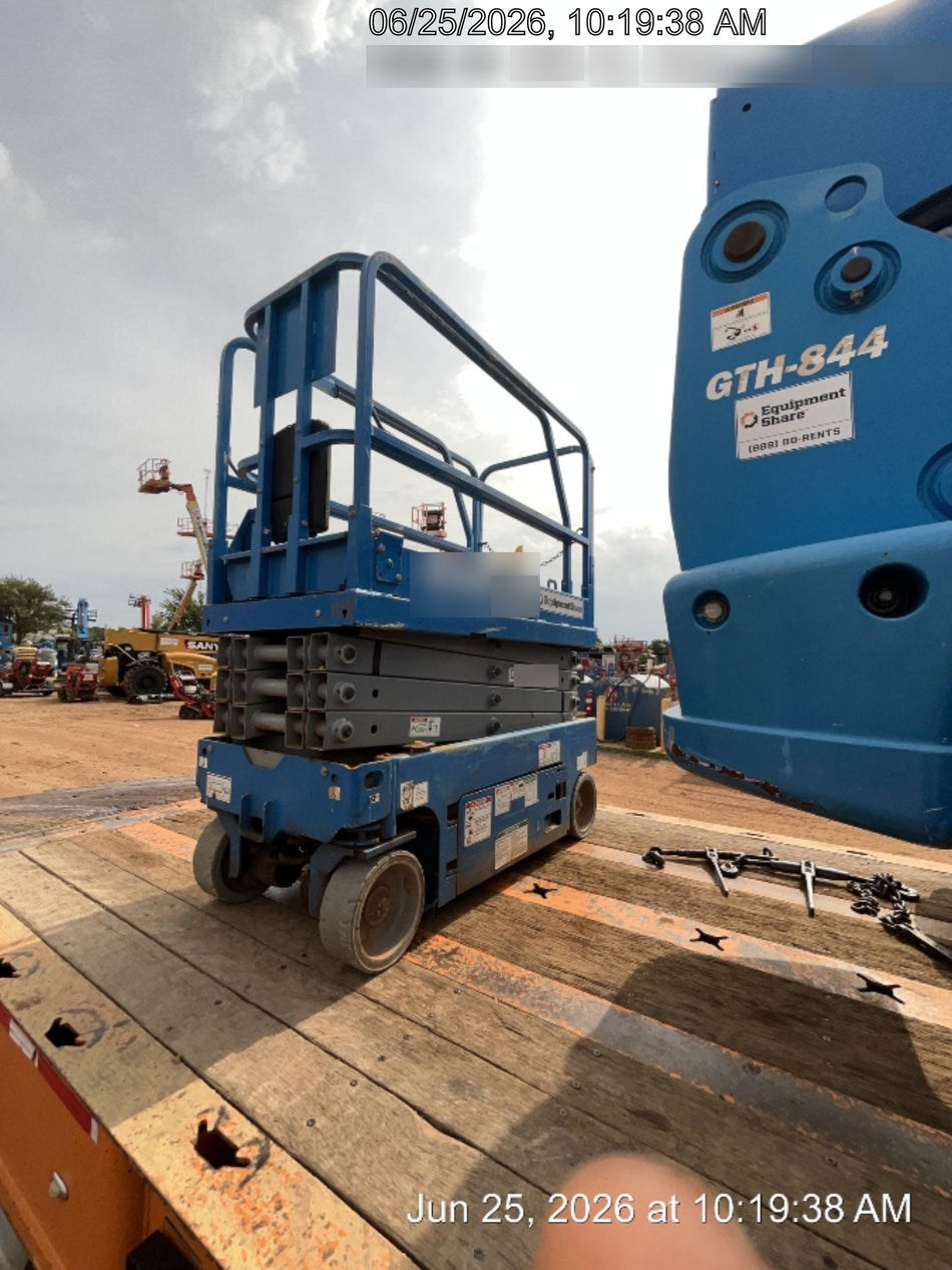 2019 Genie GS-1930 Fixed Rails with Chain Entry