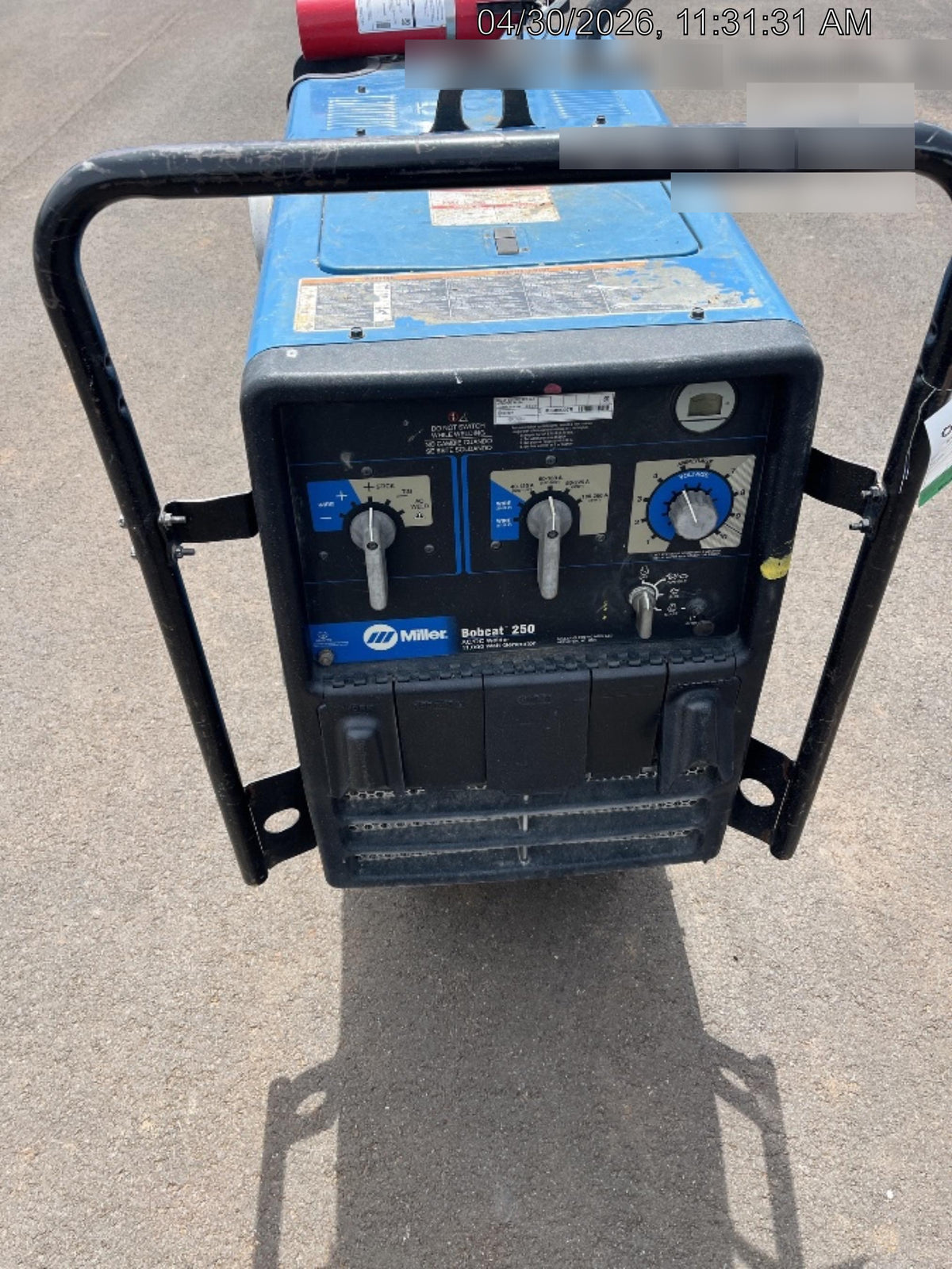 2019 Miller Electric BOBCAT 250 951600 PKG-250 amp Propane Welder, Standard w/Running Gear, Bracket, Hose"250 amp Propane Welder, Standard w/Running Gear, Bracket, Hose
