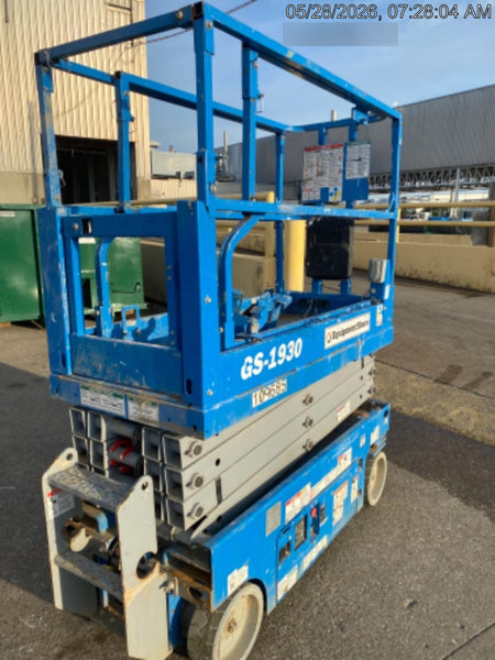 2020 Genie GS-1930 Solid Non Marking Tires, Beacon, Folding rails with half height swing gate, 800W Inverter