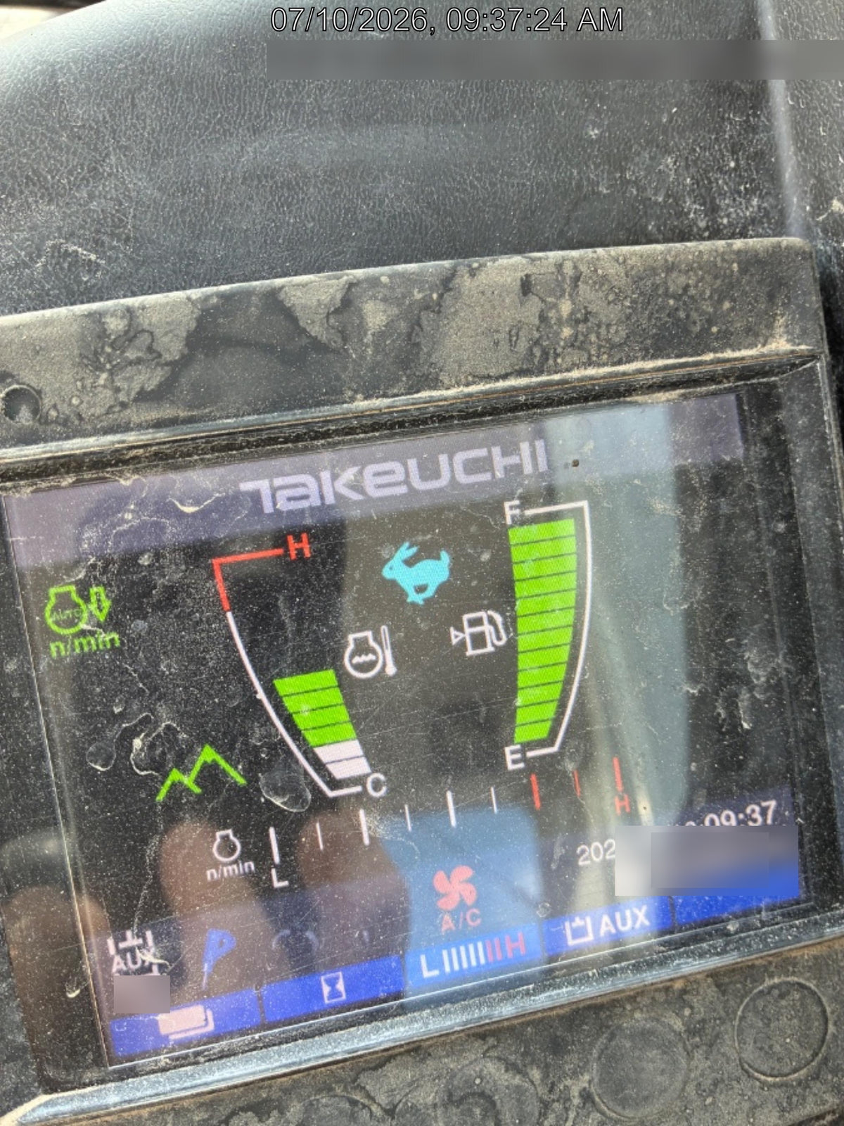 2021 TAKEUCHI TB240-CR