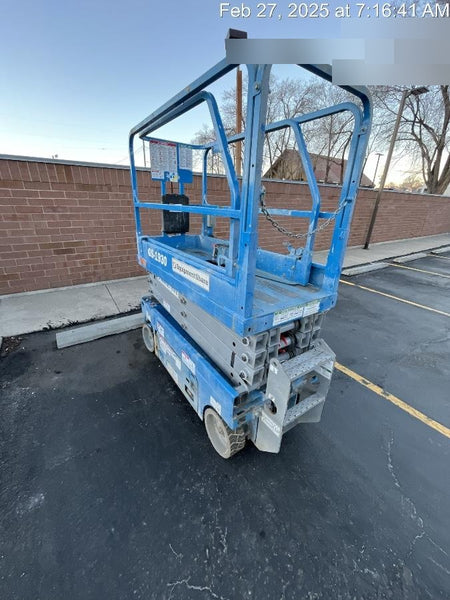2019 Genie GS-1930 Fixed rails with chain Entry