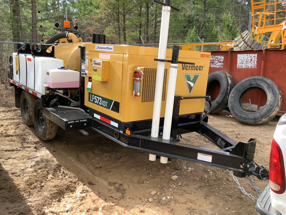 2021 Vac-Tron LP573XDT T4 Koehler Diesel Engine, 500 Gallon Debris Tank, x2 100 Gallon Water Tanks