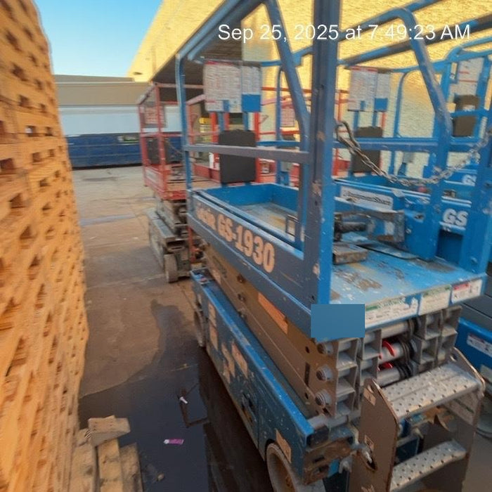 2018 Genie GS-1930 Genie GS-1930 w/Fixed Rail, Chain Entry