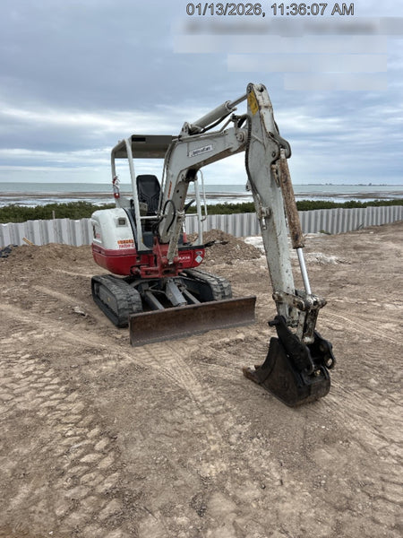 2021 TAKEUCHI TB235-2R