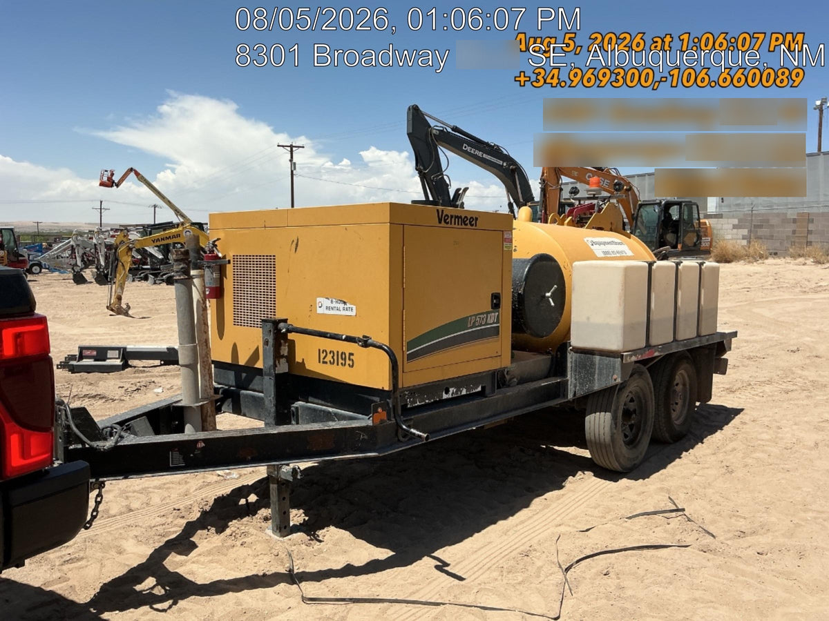 2021 Vac-Tron LP573XDT 500 Gallon Debris Tank w/ Hydraulic Tilt, two (2) 100 Gallon Water Tanks, Low Profile Torsion Axles (12,000 GVWR)