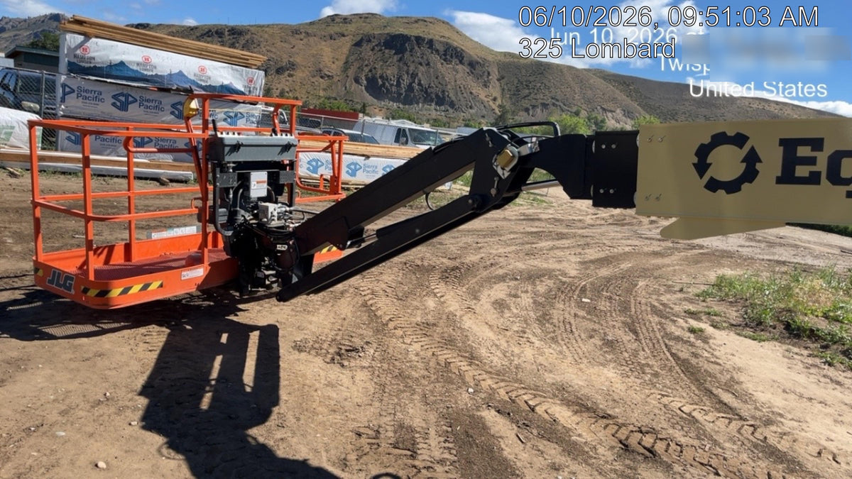 2025 JLG 660SJ