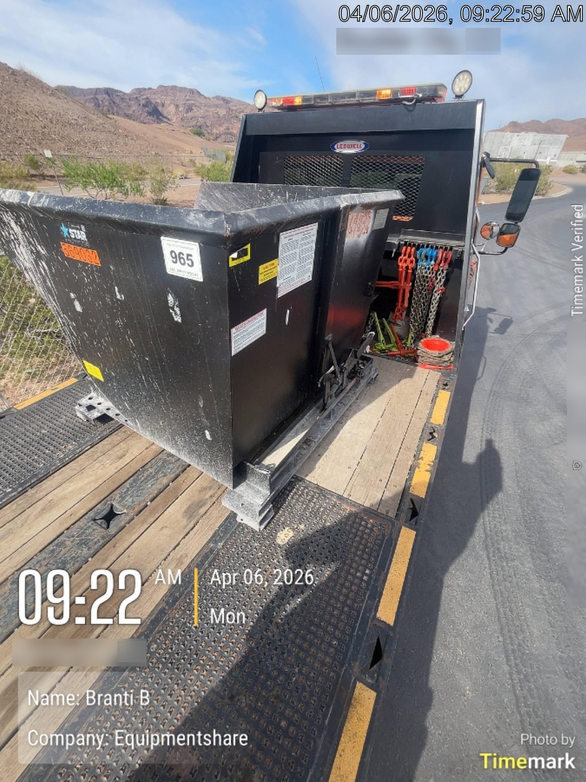 2025 STAR INDUSTRIES M-1820 - Self-Dump Hopper