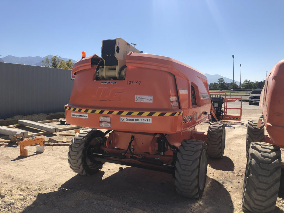 2020 JLG 660SJ