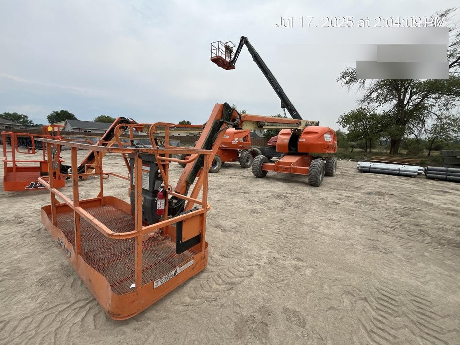 2019 JLG 460SJ Pneumatic Tires