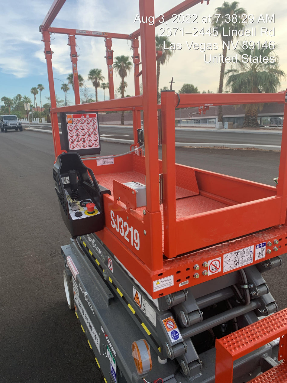 2022 SKYJACK SJ3219