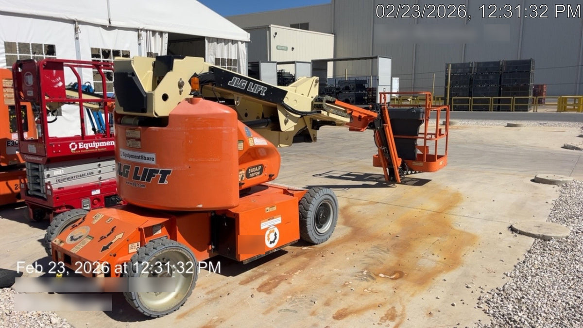 2019 JLG E400AJPN