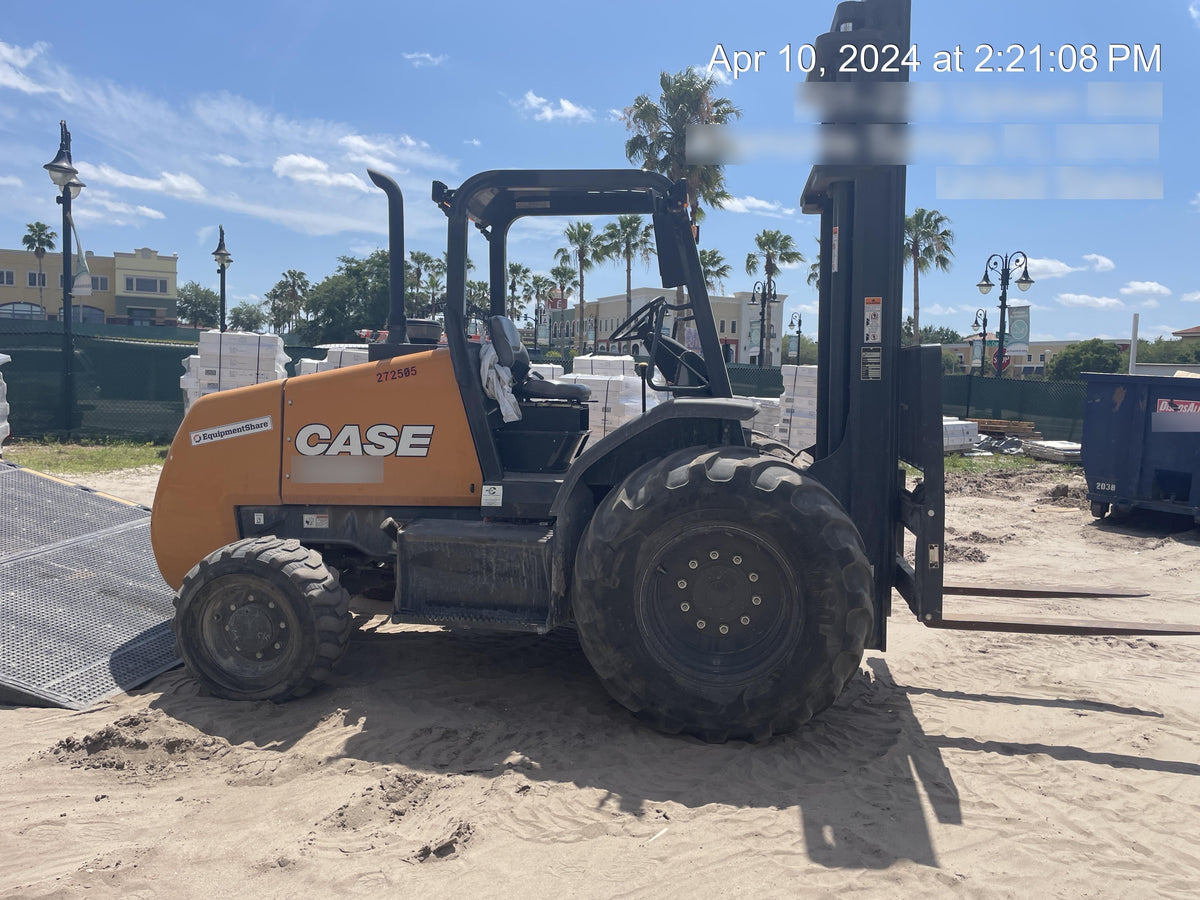 2023 CASE 588H