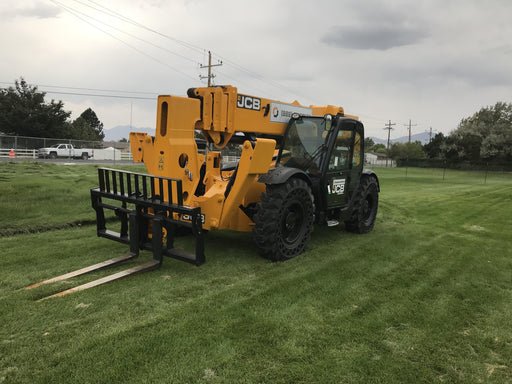 2020 JCB 510-56 Cab/Heat/Air, Solid Tires, Work Lights, Beacon, Aux Hydraulics, Back up Alarm, Lifting Eye, ES Decals