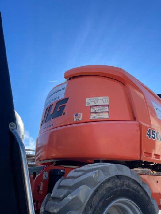 2019 JLG 450AJ