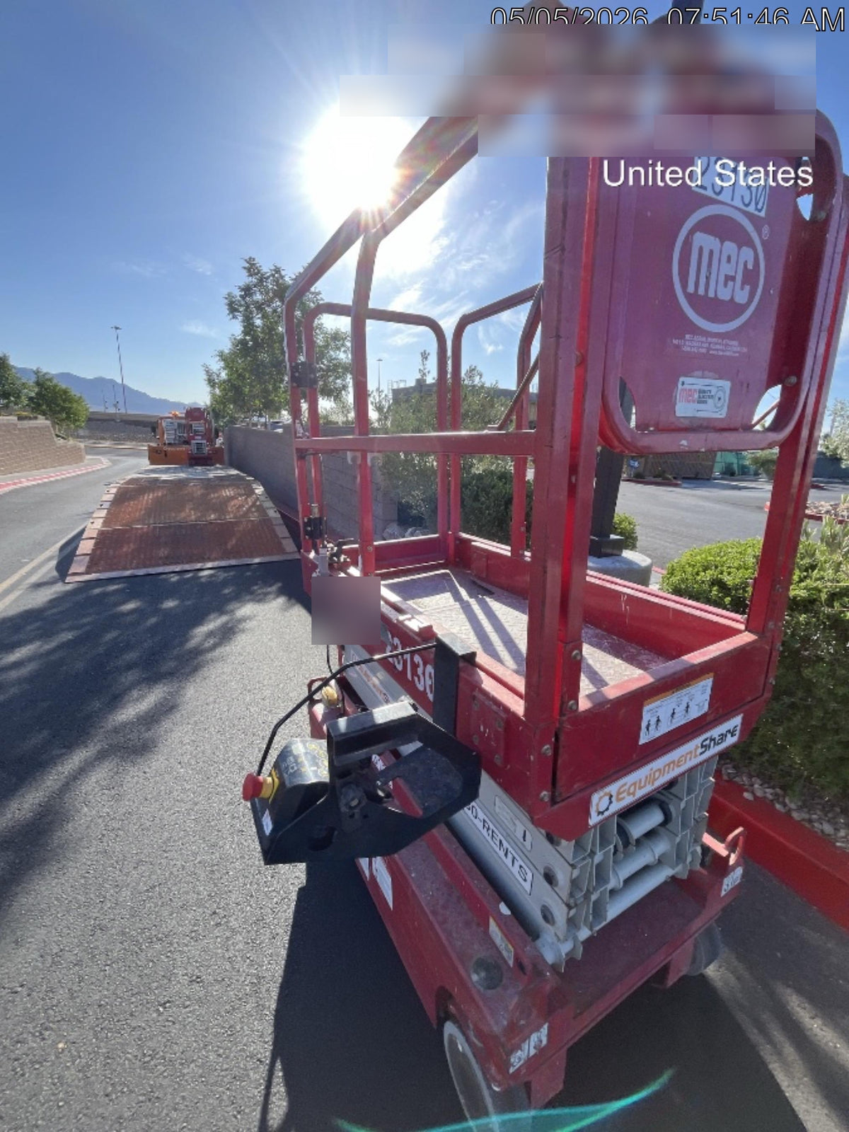 2019 MEC 1330SE MEC 1330SE w/ES Track Hardware, Full Extended 2 Year Warranty