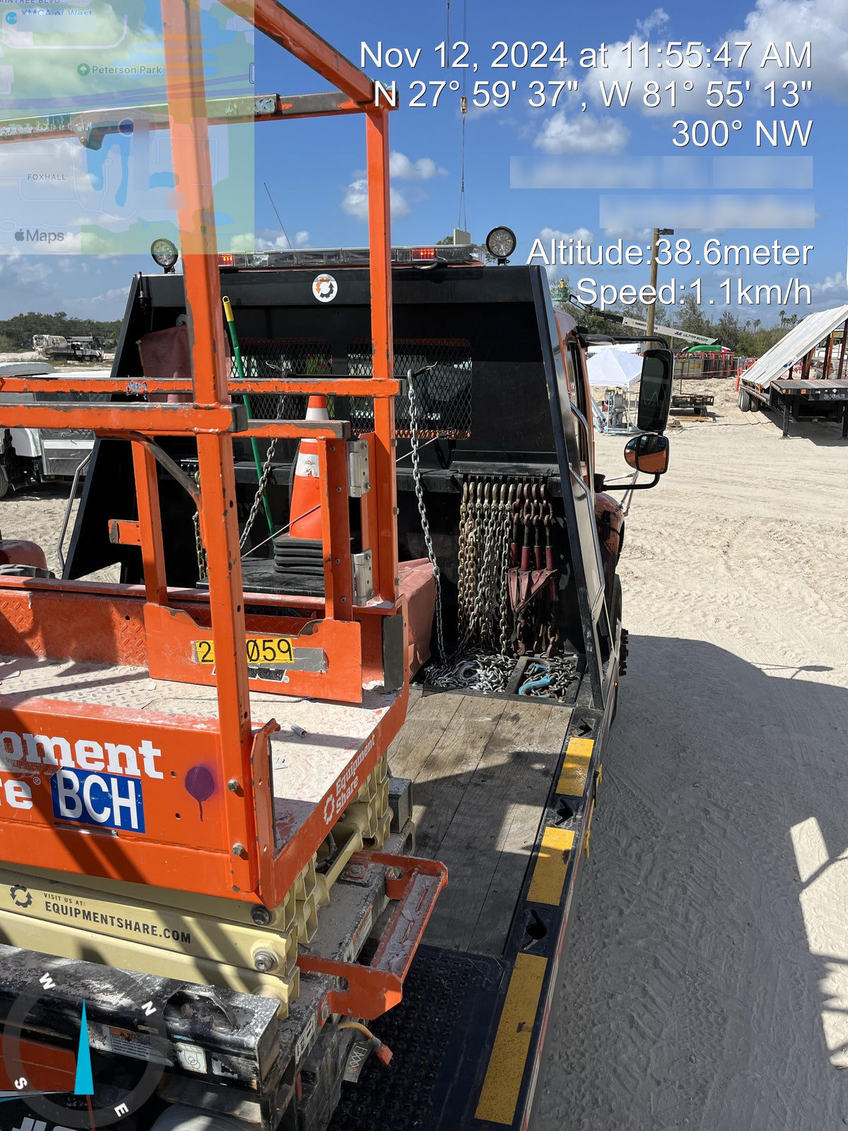 2022 JLG ES1330L