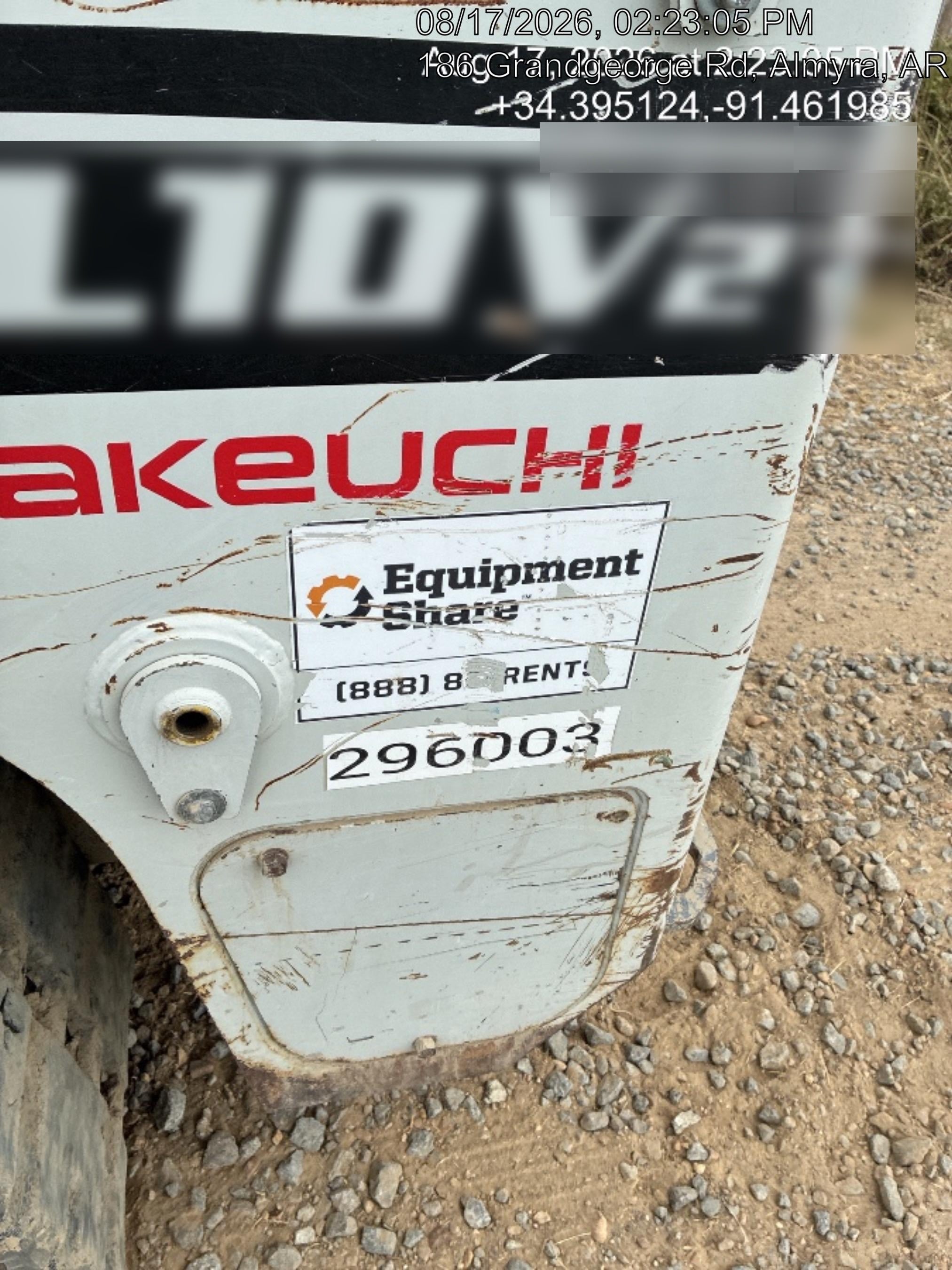2023 TAKEUCHI TL10V2-CR