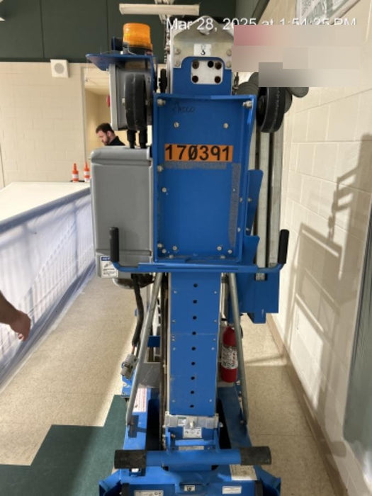 2021 GENIE AWP-30S DC