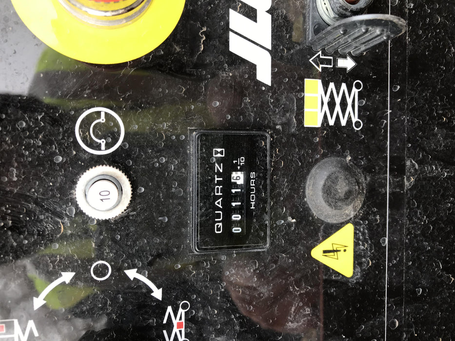 2019 JLG 4069LE Solid Non Marking Tires, Rotating Beacon