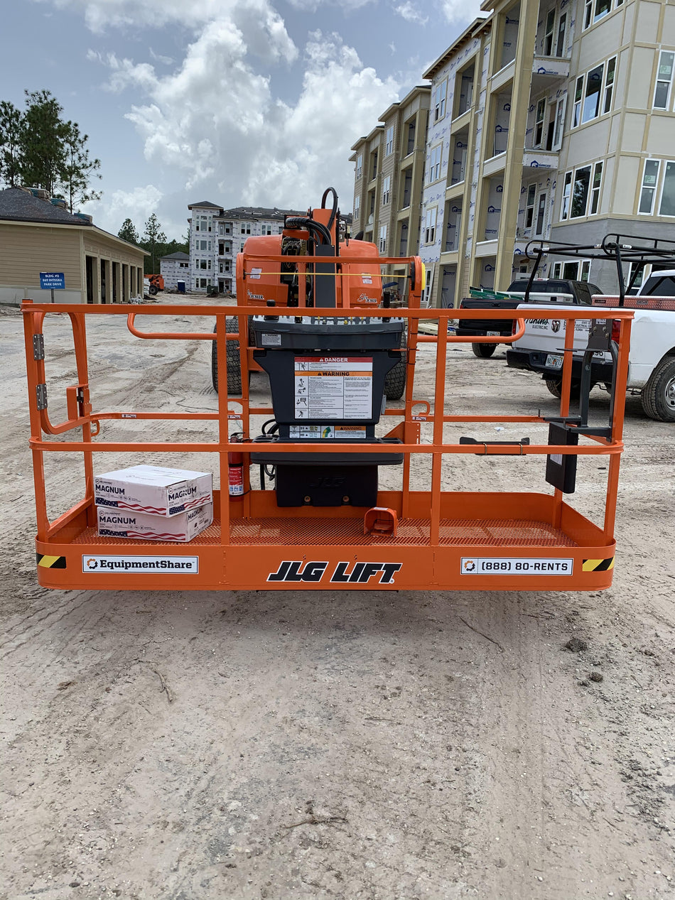 2021 JLG 660SJ