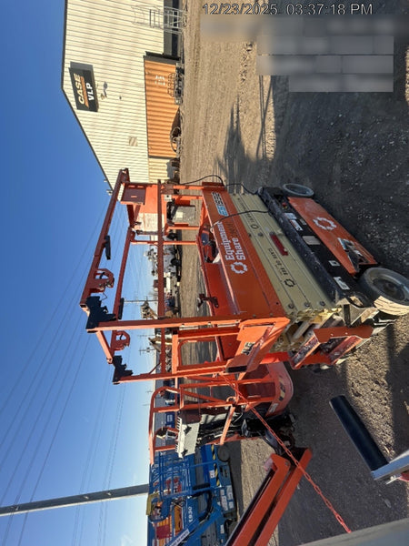 2022 JLG ES1932