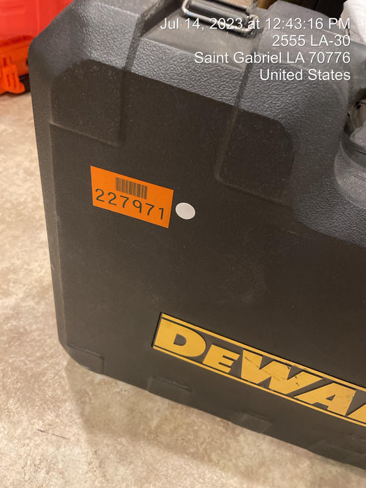 2022 DEWALT DWE1622K
