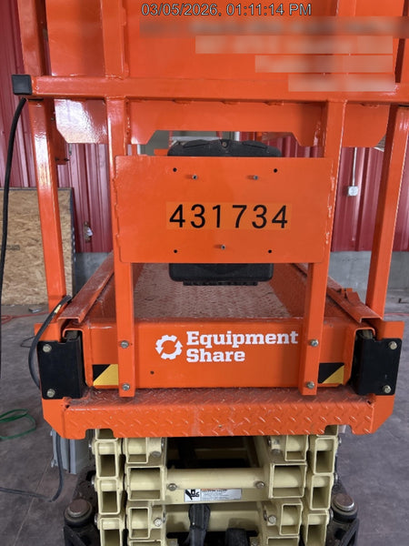 2024 JLG ES1932