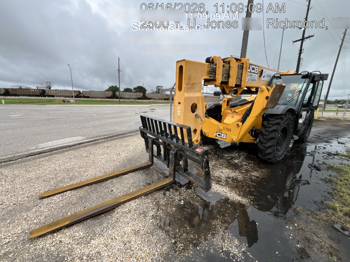 2020 JCB 510-56 Cab/Heat/Air, Solid Tires, Work Lights, Beacon, Aux Hydraulics, Back up Alarm, Lifting Eye, ES Decals