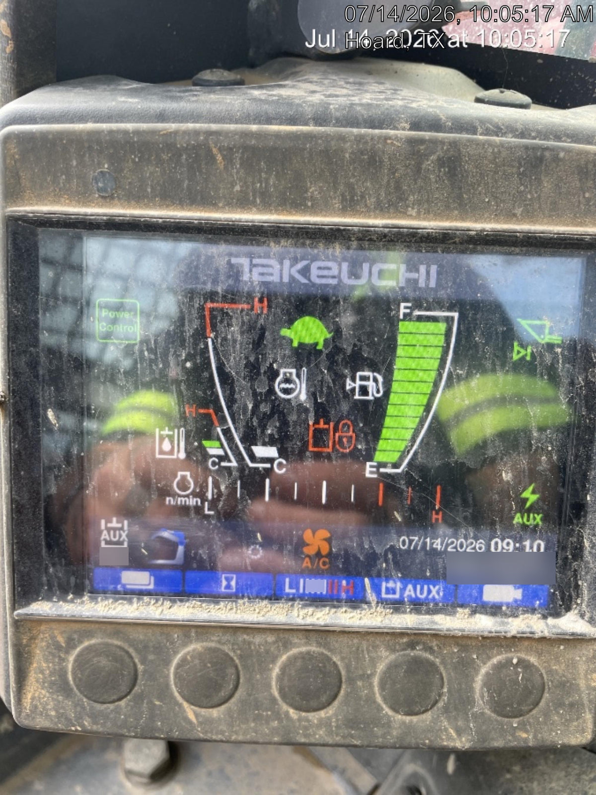 2023 TAKEUCHI TL10V2-CR