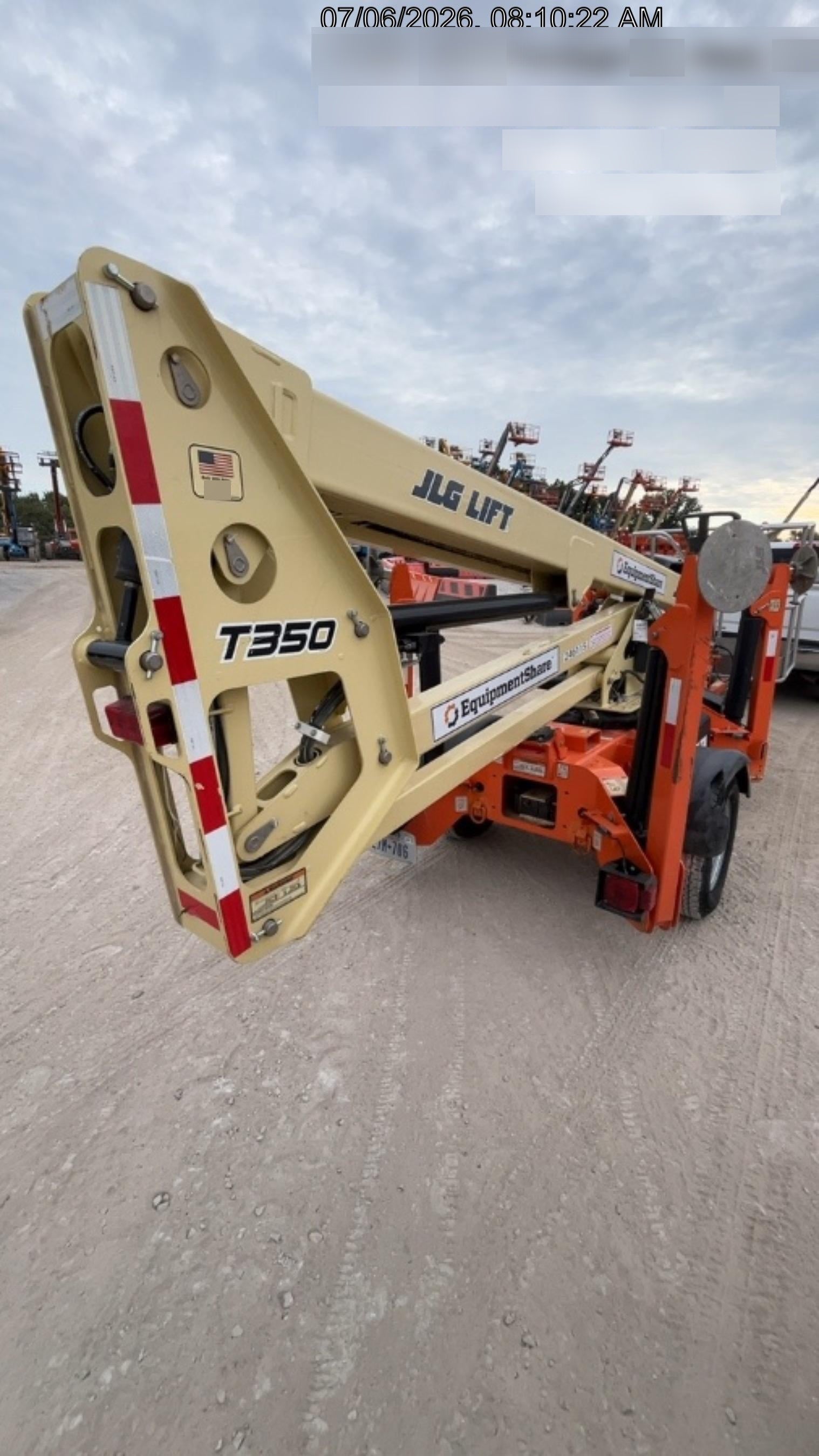 2022 JLG T350