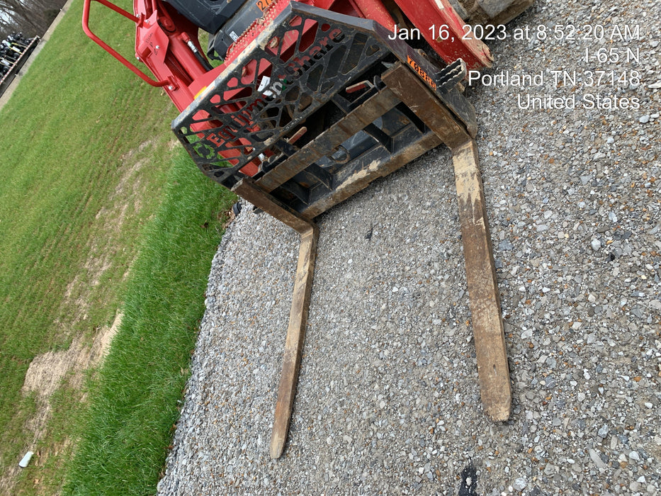 2020 PALADIN 48" Pallet Forks - Paladin