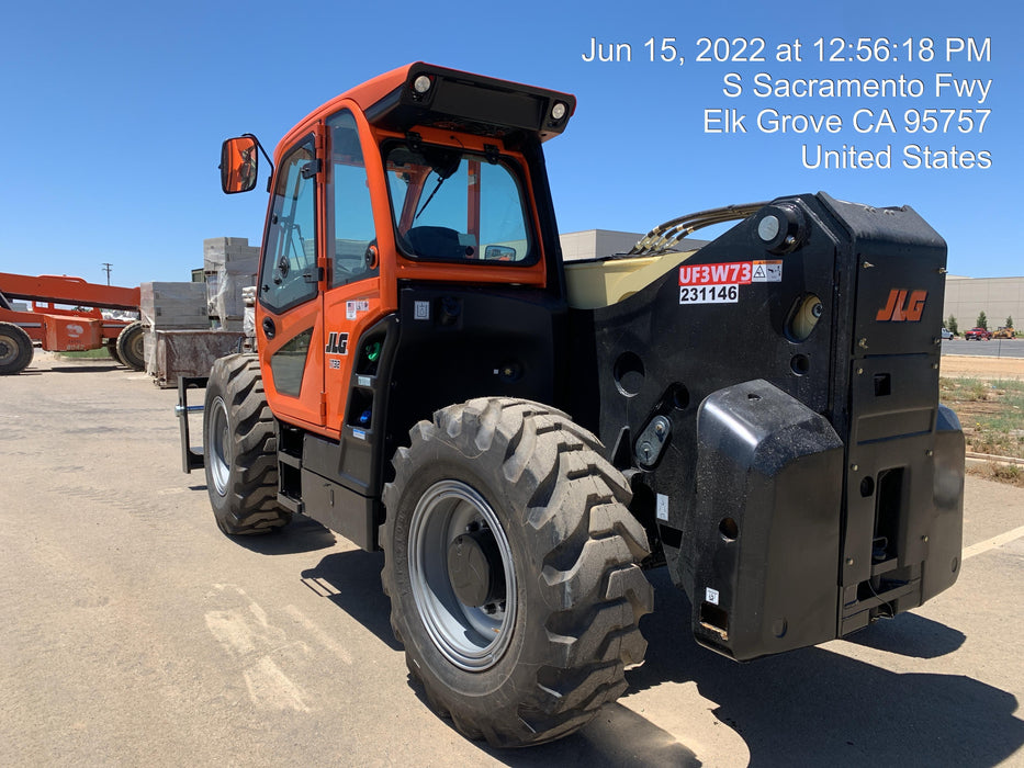 2022 JLG 1732