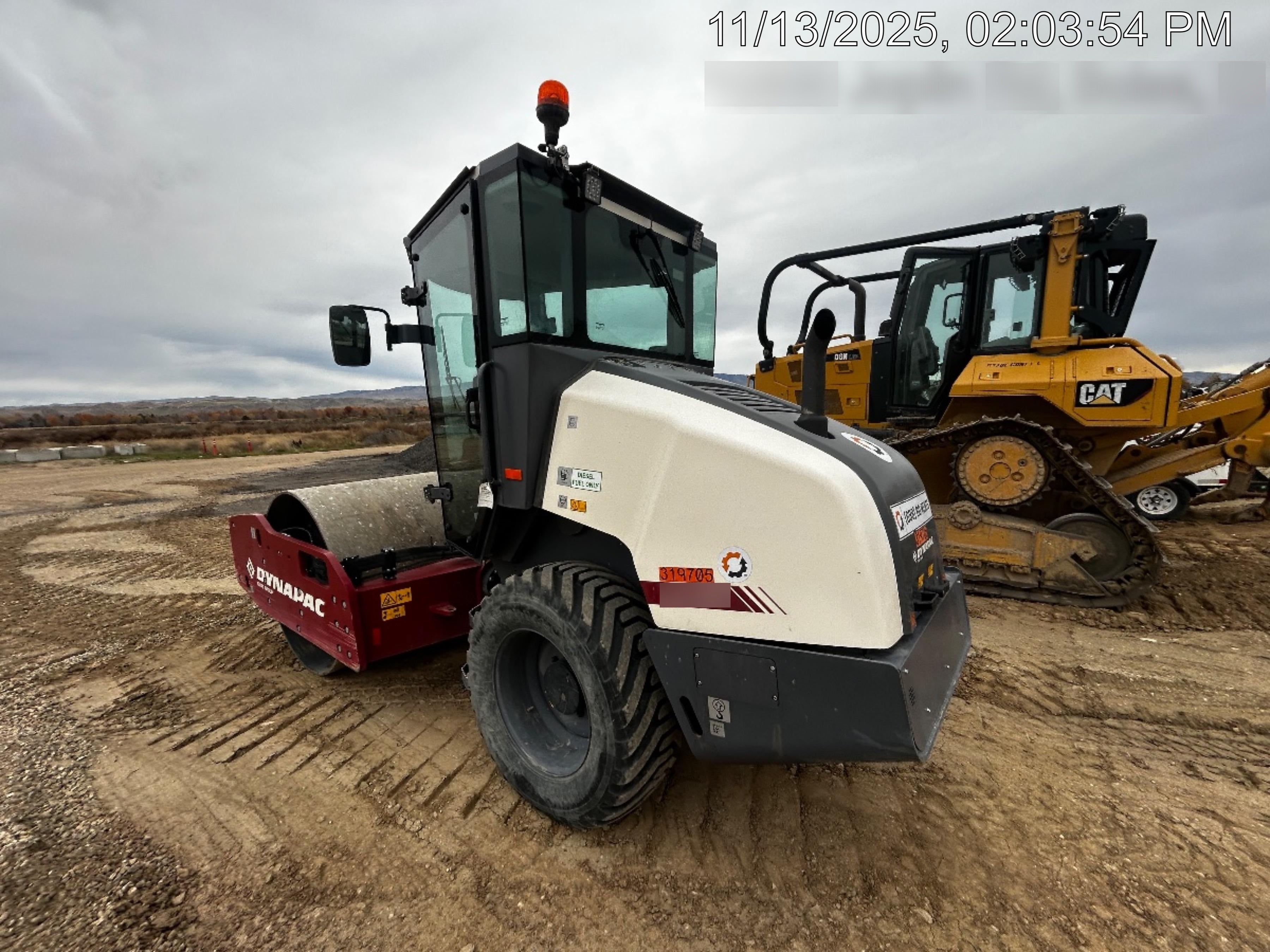 2023 DYNAPAC CA1400D