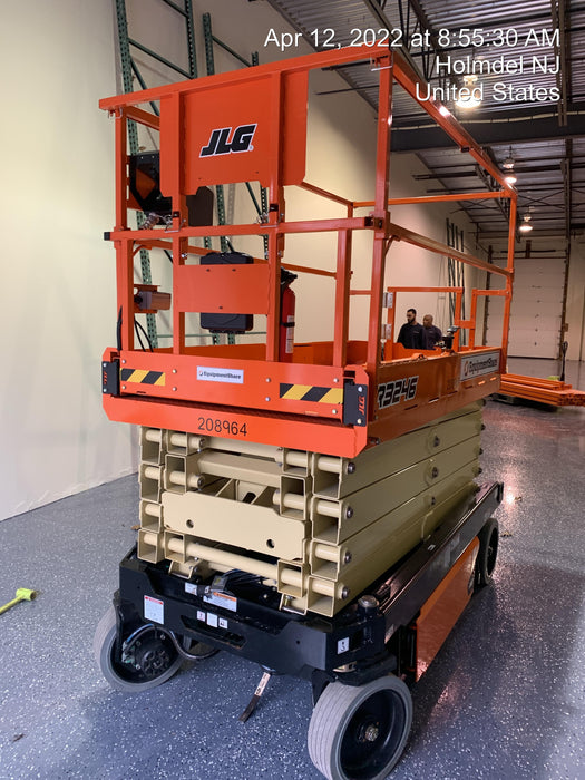 2022 JLG R3246
