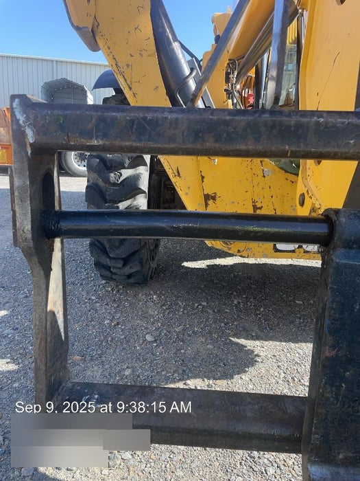 2019 JCB 510-56 Canopy, 74 HP, Solid Tires, STD Worklight, Beacon, Aux Hydraulics, Lifting Eye, Back up Alarm w/66" Carriage/60" Forks