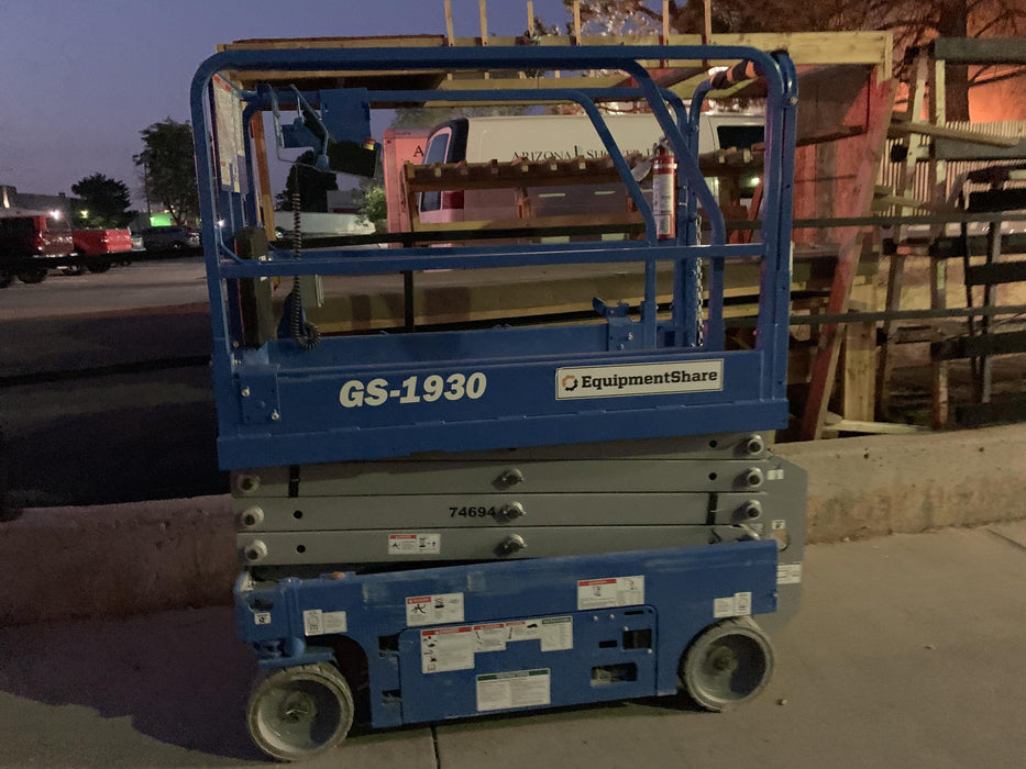 2020 Genie GS-1930 Fixed rails with chain entry gate - Pre A92.20