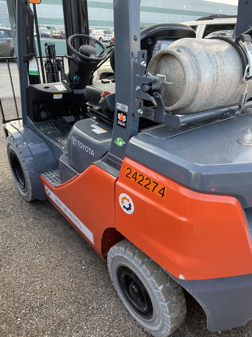 2022 TOYOTA 50-8FGU25