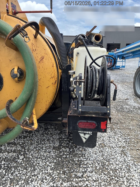 2021 Vac-Tron LP573XDT T4 Koehler Diesel Engine, 500 Gallon Debris Tank, x2 100 Gallon Water Tanks